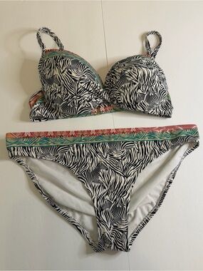 Johnny Was California Women’s Zebra Print Bikini Swimsuit Set M Top L Bottom